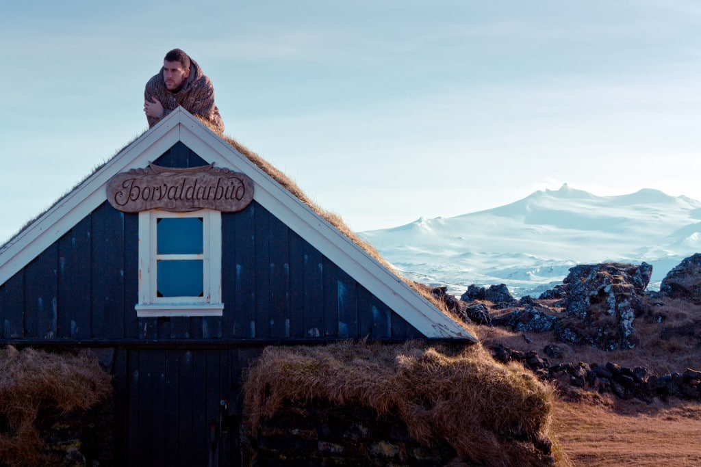 Edgar Palencia Rubio About Section Main Background in Iceland