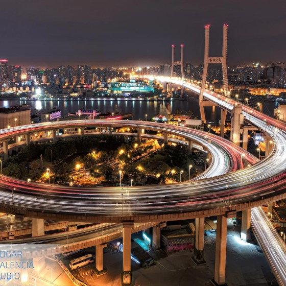 Edgar Palencia Rubio photography of Nanpu Bridge in Shanghai, China