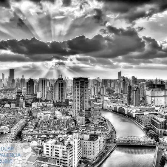 Edgar Palencia Rubio photography of Rooftop View of Shanghai, China